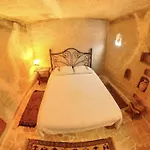 Albergue Monastery Cave Cappadocia