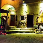 Monastery Cave Cappadocia Hostel *