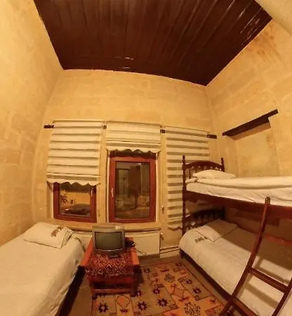 Monastery Cave מלון Mustafapaşa