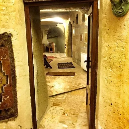 Albergue Monastery Cave Cappadocia