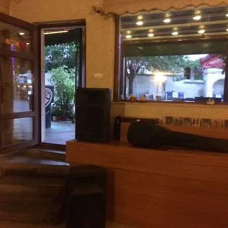 Monastery Cave Cappadocia Hostel *